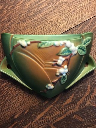 Vintage Roseville Pottery Green Snowberry 1wp - 8 " Wall Pocket In Relief 1946 Usa
