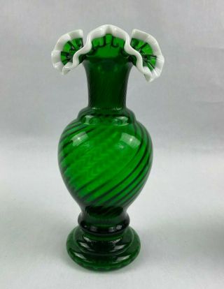 Vintage Fenton Glass Emerald Green Spiral Optic Vase W/ Snow Crest 9.  5 "