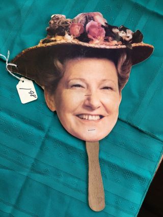 Minnie Pearl Vintage Autographed / Signed Hand Held Fan