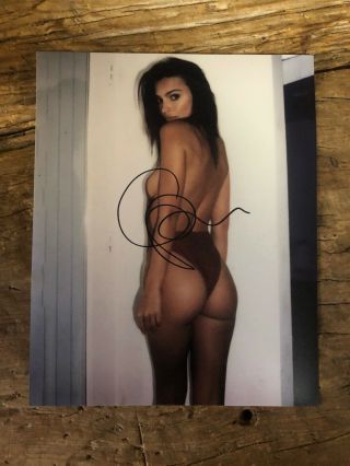 Emily Ratajkowski,  Sexy Hot Body Hand Signed 8x10 Photo With Holo