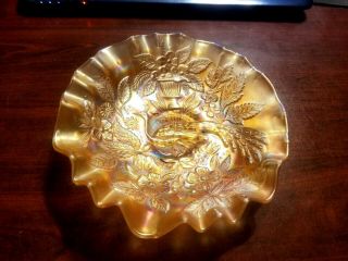Old Large Marigold Peacock & Urn Carnival Glass Bowl 9 " Unmarked Unusual Rim