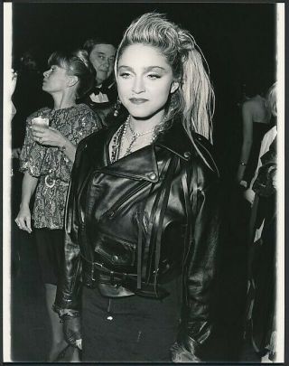 1985 Photo Madonna Sexy Young Pop Starlet In Leather Jacket
