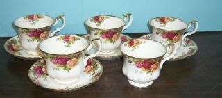 5 Royal Albert Old Country Roses Cups & 4 Saucers England