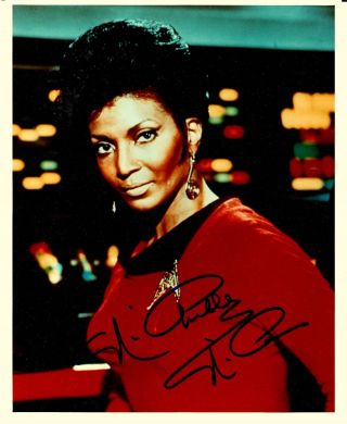 Nichelle Nichols Autograph 8x10 Photo Star Trek Uhura