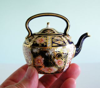 Miniature Royal Crown Derby Traditional Imari Pattern 2451 Porcelain Teapot