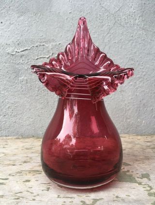 Fenton Cranberry Glass Jack In The Pulpit Vase White Thread Ruffled Edge 7”