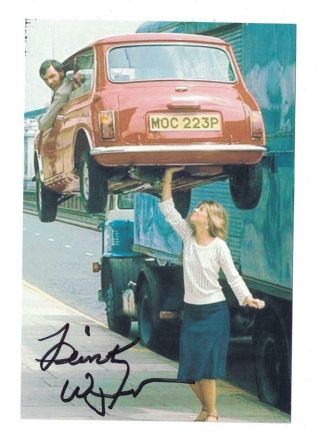 Lindsay Wagner Signed Autographed 4 X 6 Photo Actress The Bionic Woman