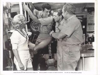 Dina Merrill,  Tony Curtis,  Cary Grant & Robert Gist - Operation Petticoat - 1959