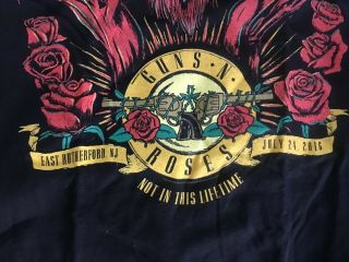 100 AUTHENTIC GUNS AND ROSES NOT IN THIS LIFETIME CONCERT LITHOGRAPH T NEWYORK 2