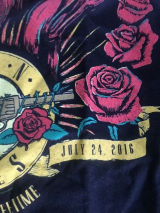 100 AUTHENTIC GUNS AND ROSES NOT IN THIS LIFETIME CONCERT LITHOGRAPH T NEWYORK 4