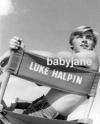 008 Luke Halpin Candid On The Set Of Flipper Photo