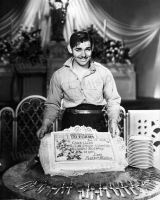 8x10 Print Clark Gable Posing With Birthday Cake From Mgm Studios 1933 55002