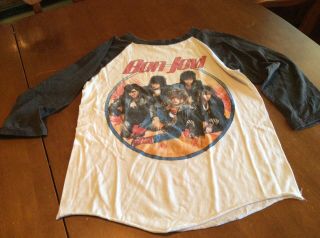 Bon Jovi Concert Shirt 1987 Tour.  Slippery When Wet.  Size L