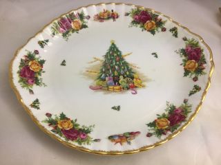 Royal Albert Old Country Roses Christmas Magic Meat Platter England