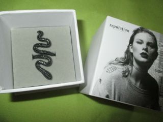 Osfa Taylor Swift Collectible: Black Snake Ring Reputation Tour