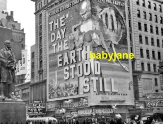 080 The Day The Earth Stood Still Sci Fi Huge Theater Marquee Photo