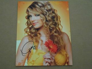 Taylor Swift 8x10 Signed Photo Autographed - " Pop Singer "