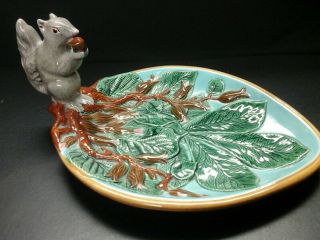 Majolica Dish W/leaf Decoration - Sitting Squirrel On Edge Signed - Nut/candy Dish