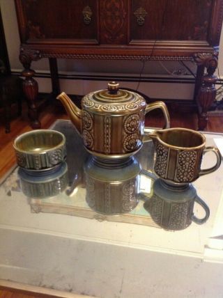 Wade Fine Irish Porcelain Tea Set Teapot With Sugar Bowl And Creamer