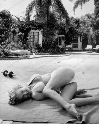 8x10 Print Marilyn Monroe Sexy Pool Side Pose 1955 Mm72