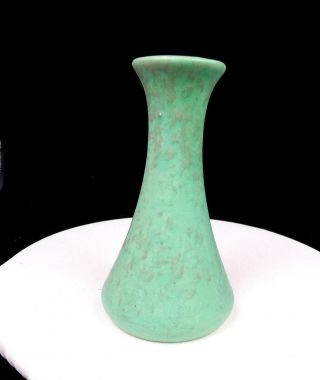 Brush Mccoy Art Pottery 064 Green 8 1/4 " Vellum Vase 1920s