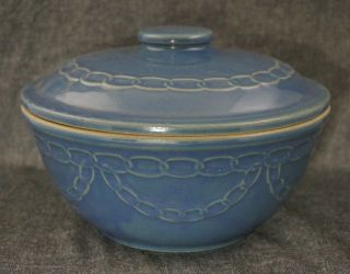 Monmouth Western Stoneware Periwinkle Blue Chain Link Pattern Covered Bowl