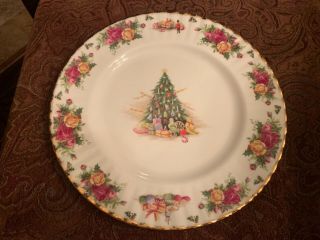 Royal Albert Old Country Roses Christmas Magic 10” Dinner Plate