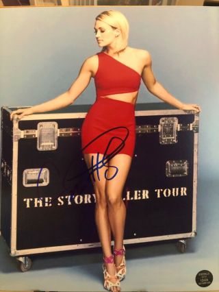 Carrie Underwood Signed Autograph 8x10 Sexy Country Music Hot Rare