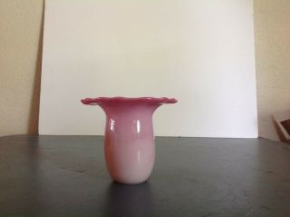 Terry Crider Art Glass Vase Pink - Ruffled Rim About 4 3/4 " Tall - 5 1/2 " Rim