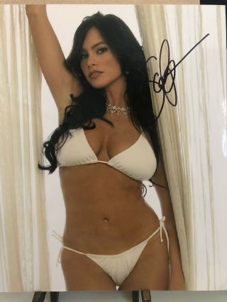 Sofia Vergara Signed Autograph 8x10 Photo Hot Sexy Modern Family Rare