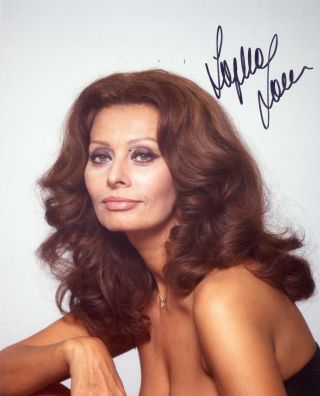 Sophia Loren Signed Color Photo W/ Certificate Of Authenticity