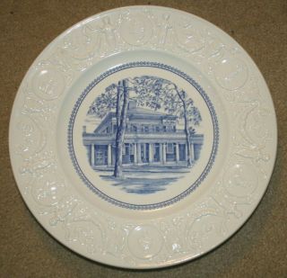 Wedgwood University Of Virginia Pavilion Viii Bi - Centennial 10 1/2 " Plate Blue