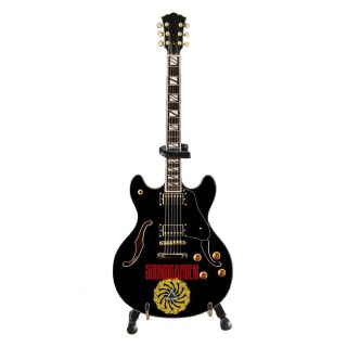 Soundgarden Badmotorfinger Chris Cornell Mini Guitar Model Collectible Gift