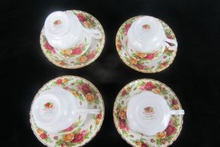 Old Country Roses Royal Albert Footed Tea cup and Saucer set (4) 3