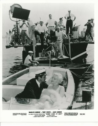 Marilyn Monroe Billy Wilder Camera Crew 1959 Candid Set Some Like It Hot Photo