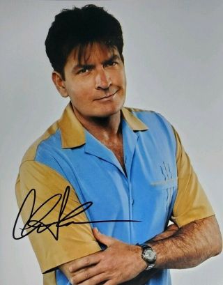 Charlie Sheen Hand Signed 8x10 Photo W/holo