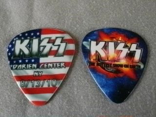 Kiss Paul & Gene Sig.  Guitar Pick Set Only At 1 Show Darien N.  Y.  8/13/10 Scarce