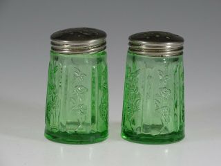 Scarce Depression Era Federal Glass Company Green Rose Of Sharon Salt & Pepper