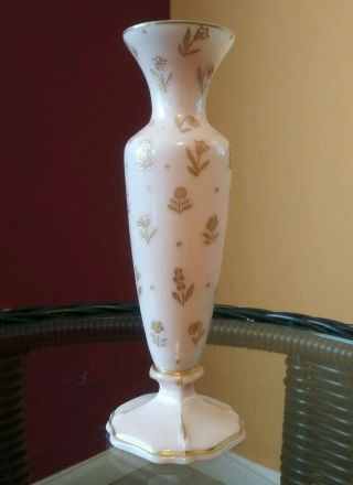 Cambridge Glass Crown Tuscan Chintz - 8 " Pink Opaline Art Glass Bud Vase