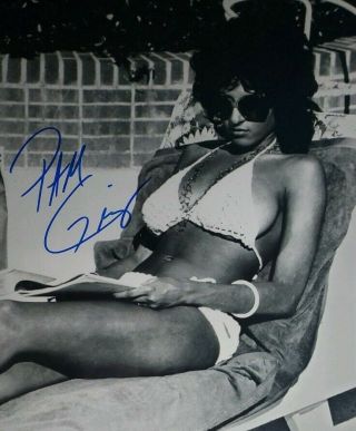 Pam Grier Hand Signed 8x10 Photo W/holo