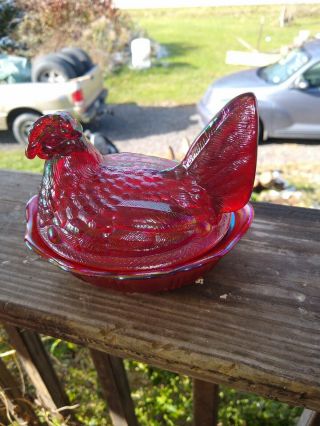 Rare Fenton 5& 1/2 in Iridescent Carnival Glass Hen on Nest Candy Dish EXC 2