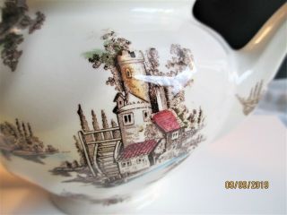 JOHNSON BROS ENGLAND TEA POT 4 CUP THE OLD MILL BROWN VINTAGE AND IT IS EXCELLEN 2