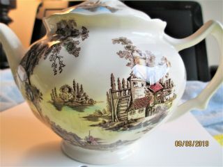 JOHNSON BROS ENGLAND TEA POT 4 CUP THE OLD MILL BROWN VINTAGE AND IT IS EXCELLEN 6