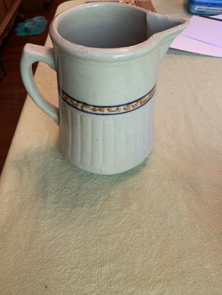 Red Wing Sponge Band Grey Line 7.  5 Inch Pitcher