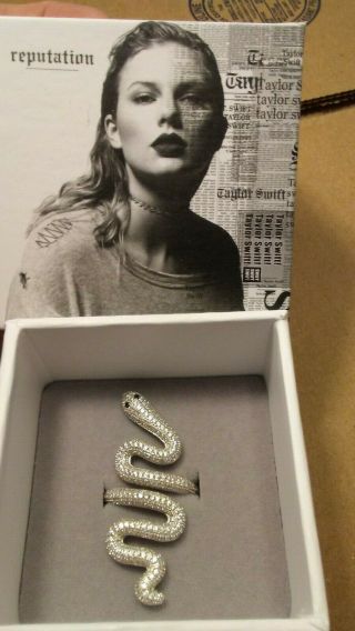 Taylor Swift Silver - Tone Snake Ring Reputation Album Cover Jewelry Box