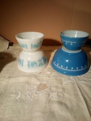 4 Pyrex Mixing Bowl White Blue Amish Cinderella 2 ½ Qt/1 ½ Pt 1 1/2 Qt