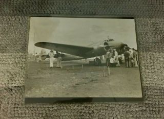 Rare Large 14 X 10 Photograph Amelia Earhart Plane Mechanic Lockheed Electra 10e