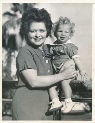Clara Bow It Girl & Baby Son Toni Candid Vintage 1935 Press Photo