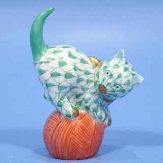 Herend Porcelain Figurine Cat Kitten On Ball Handpainted Green Fishnet Gilded
