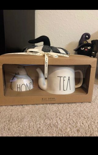 Rae Dunn Honey/tea Pot Set